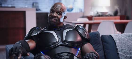 Стильный Терри Крюс в новом трейлере Crackdown 3