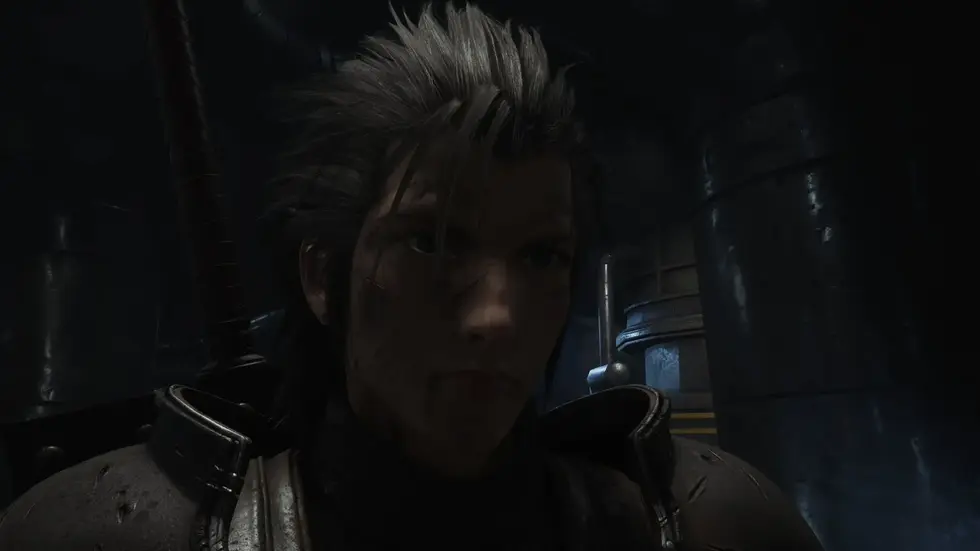 Клаудиус Страйф в боевой форме из Final Fantasy VII Remake, портрет в тёмной комнате